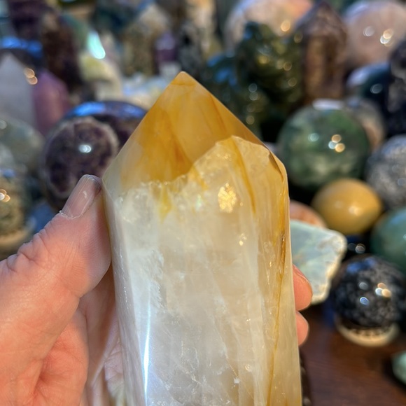 🔥SALE🔥 Golden Healer Crystal Tower! - Picture 10 of 13